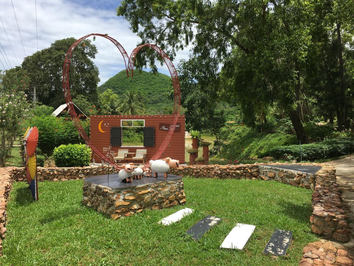 Baanraisooksangchan Kaeng Kachan Bagian luar foto